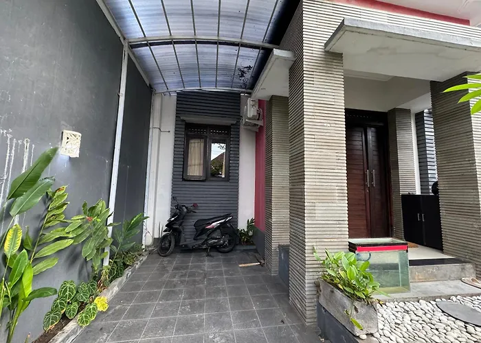 Summer House At The Middle Of Canggu And Ubud Free Scooter 1day Habitación en casa particular Dalung (Bali)